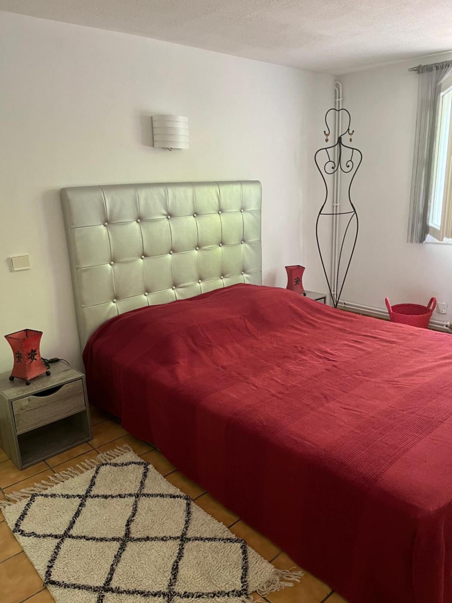 Holiday home Le Rez-de-jardin De Sopat