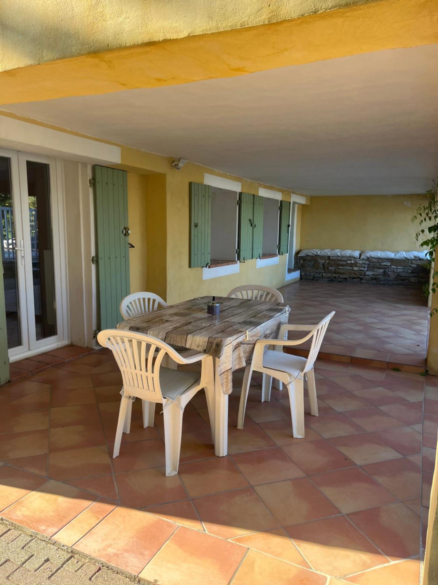 Ferienhaus Le Rez-de-jardin De Sopat